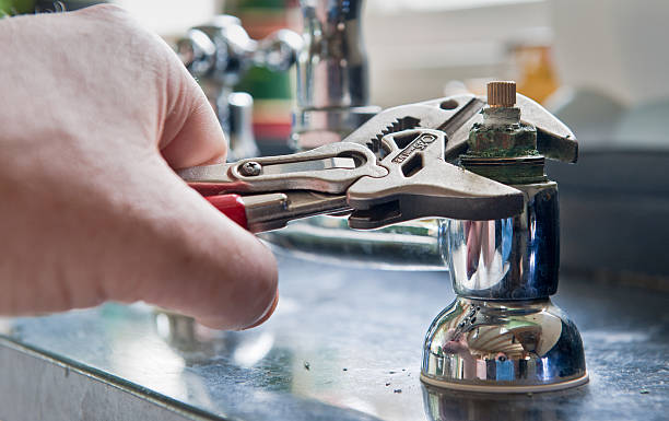 Best Carpet water damage restoration  in Willits, CA